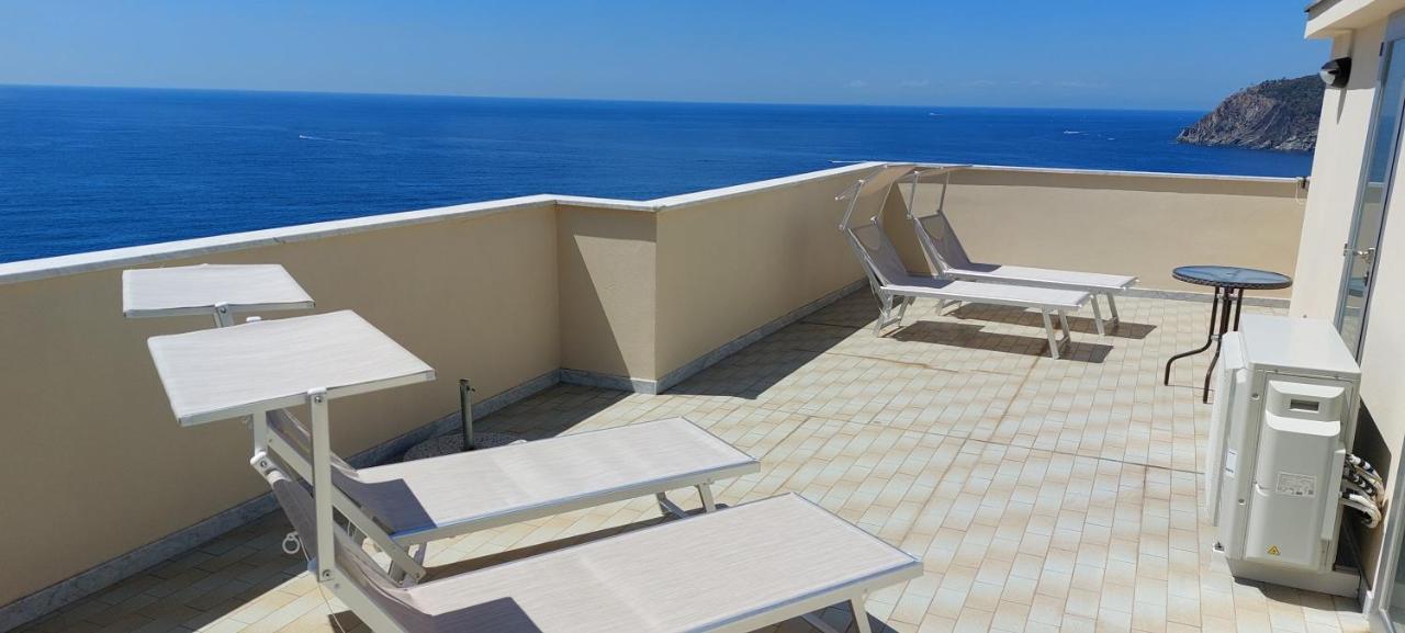 Appartamenti Enrica With Amazing View Moneglia Exterior photo