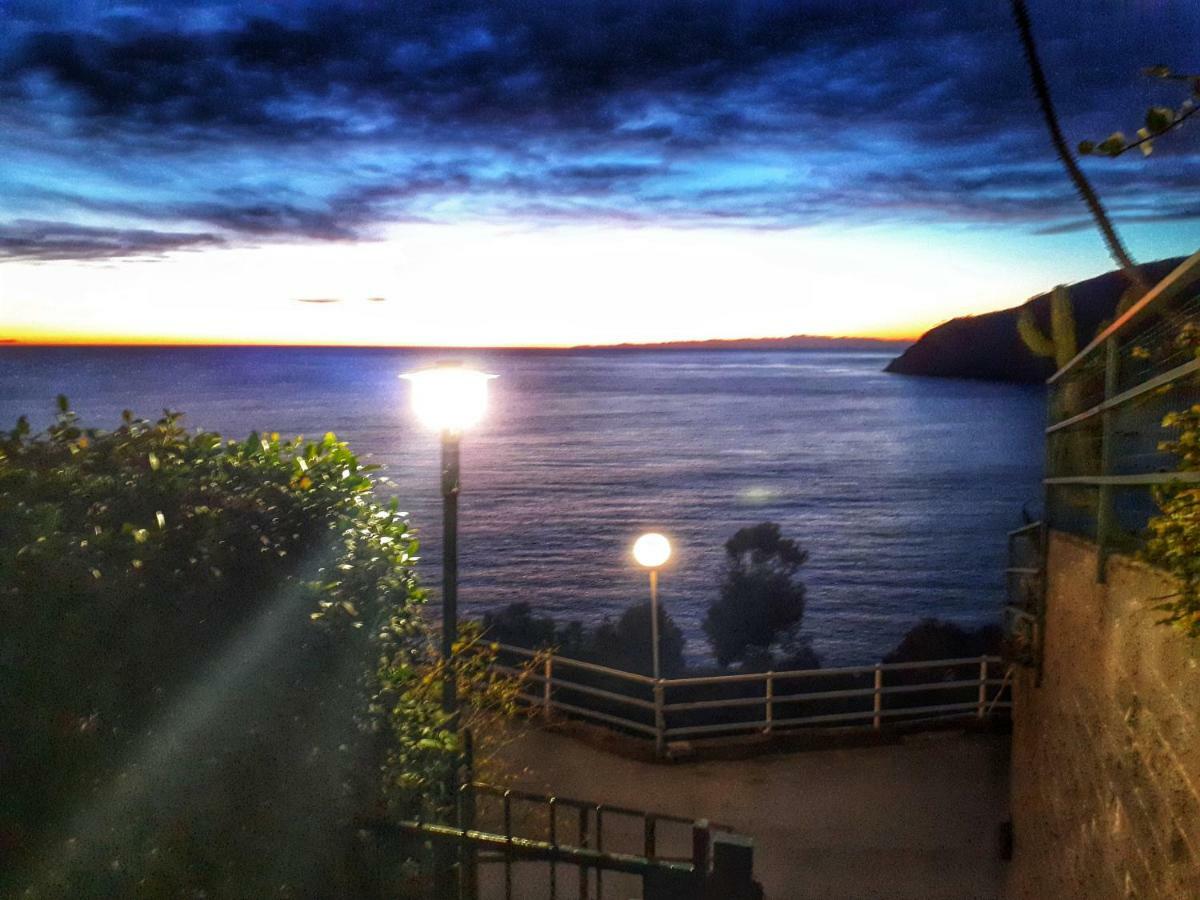 Appartamenti Enrica With Amazing View Moneglia Exterior photo